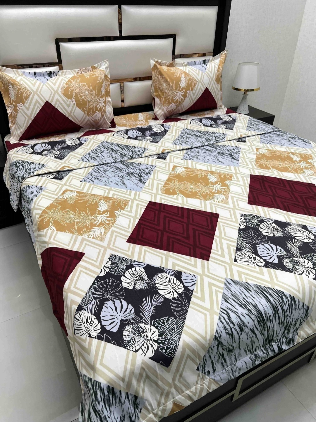 

Pure Decor Grey & Brown Floral Polycotton 3 Piece Double King Superfine Bedding Set