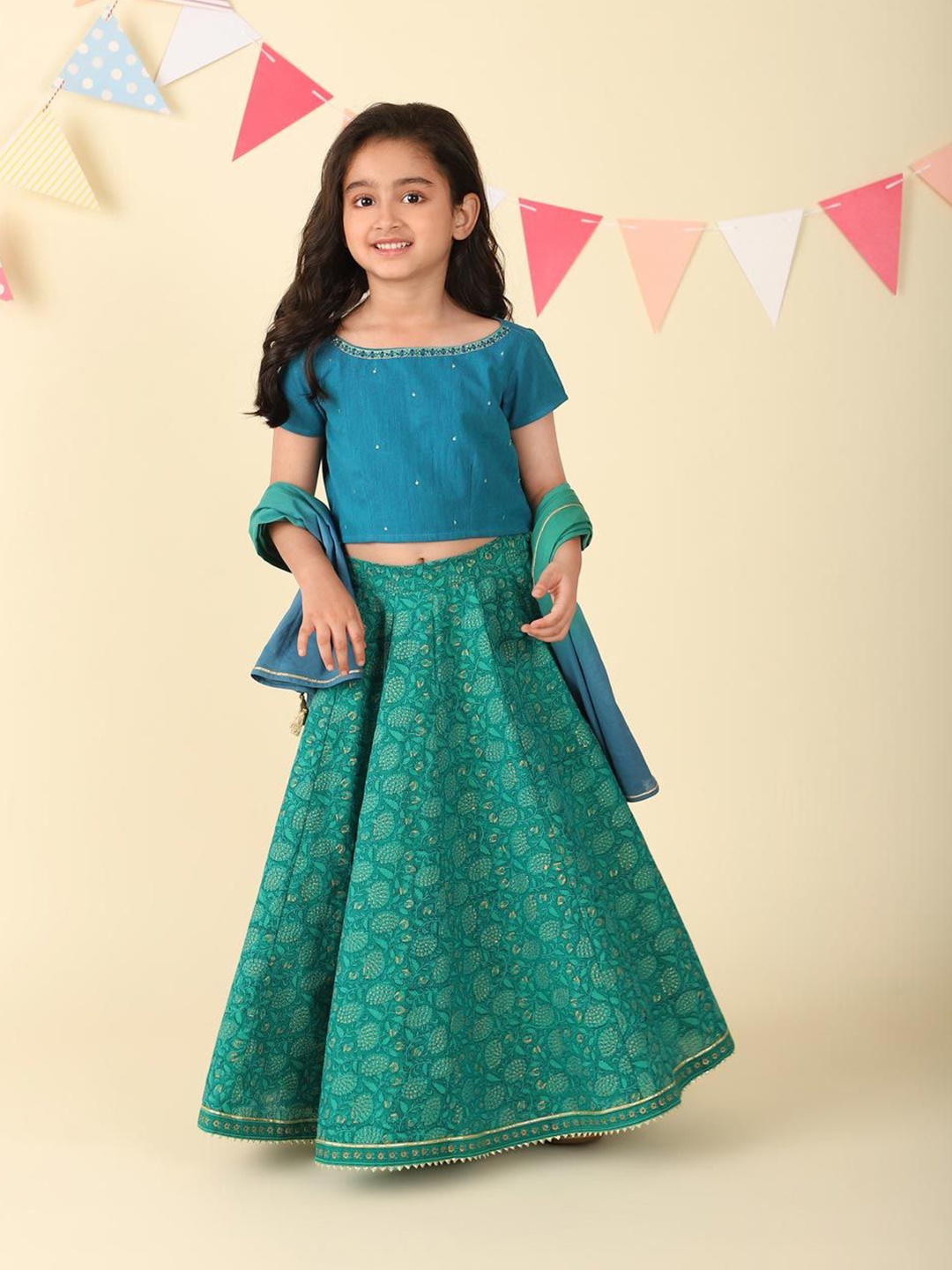 

Fabindia Girls Printed Thread Work Ready to Wear Lehenga & Blouse With Dupatta, Green