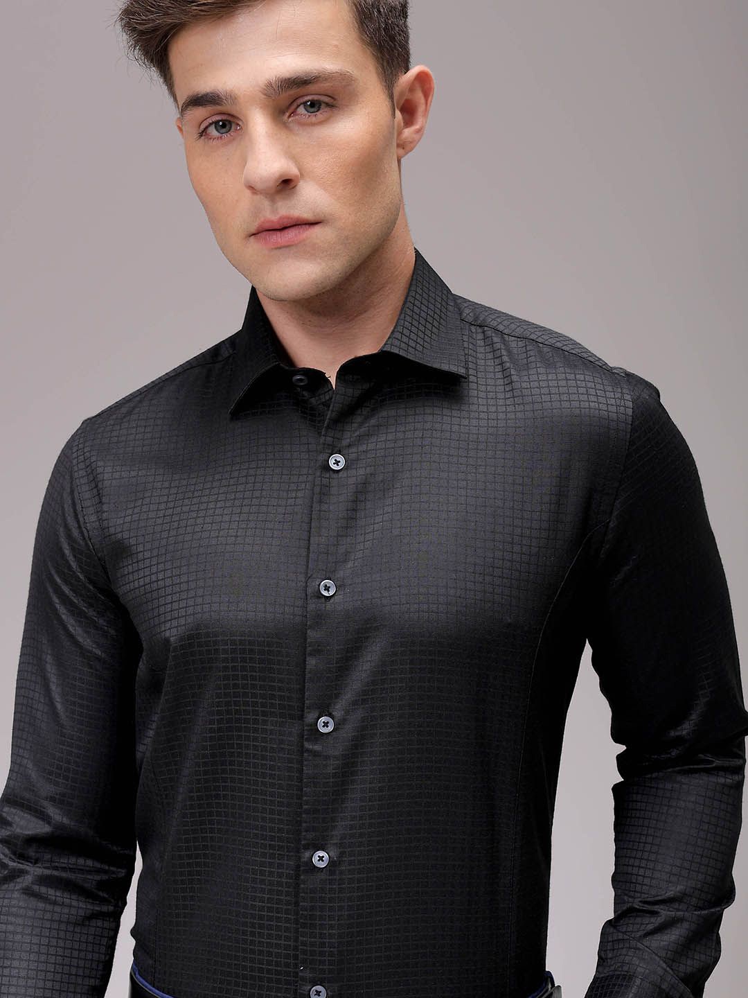 

The Indian Garage Co. X Luxe Men Slim Fit Opaque Formal Shirt, Black