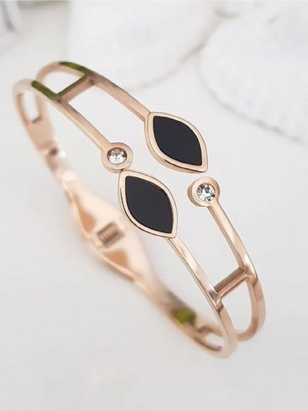 

RUHI COLLECTION Unisex Gold-Plated Cuff Bracelet