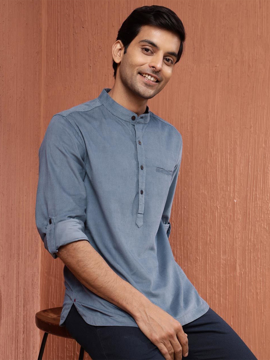 

Fabindia Men Slim Fit Opaque Casual Shirt, Blue