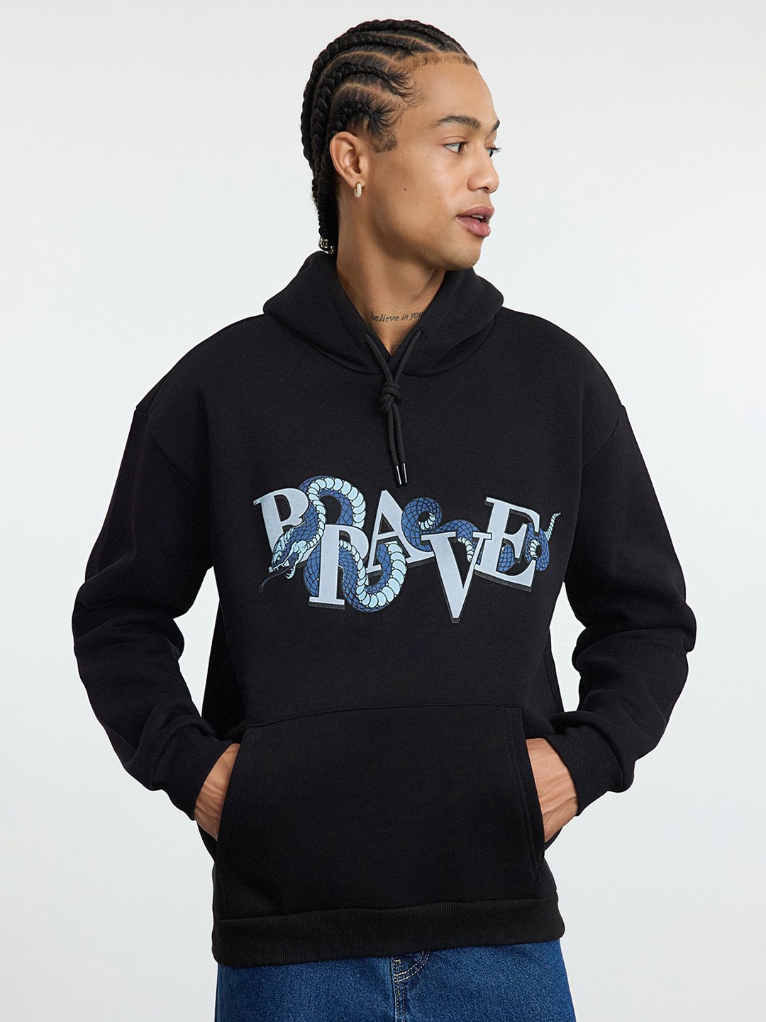 

Trendyol Men Printed Sweatshirt, Na