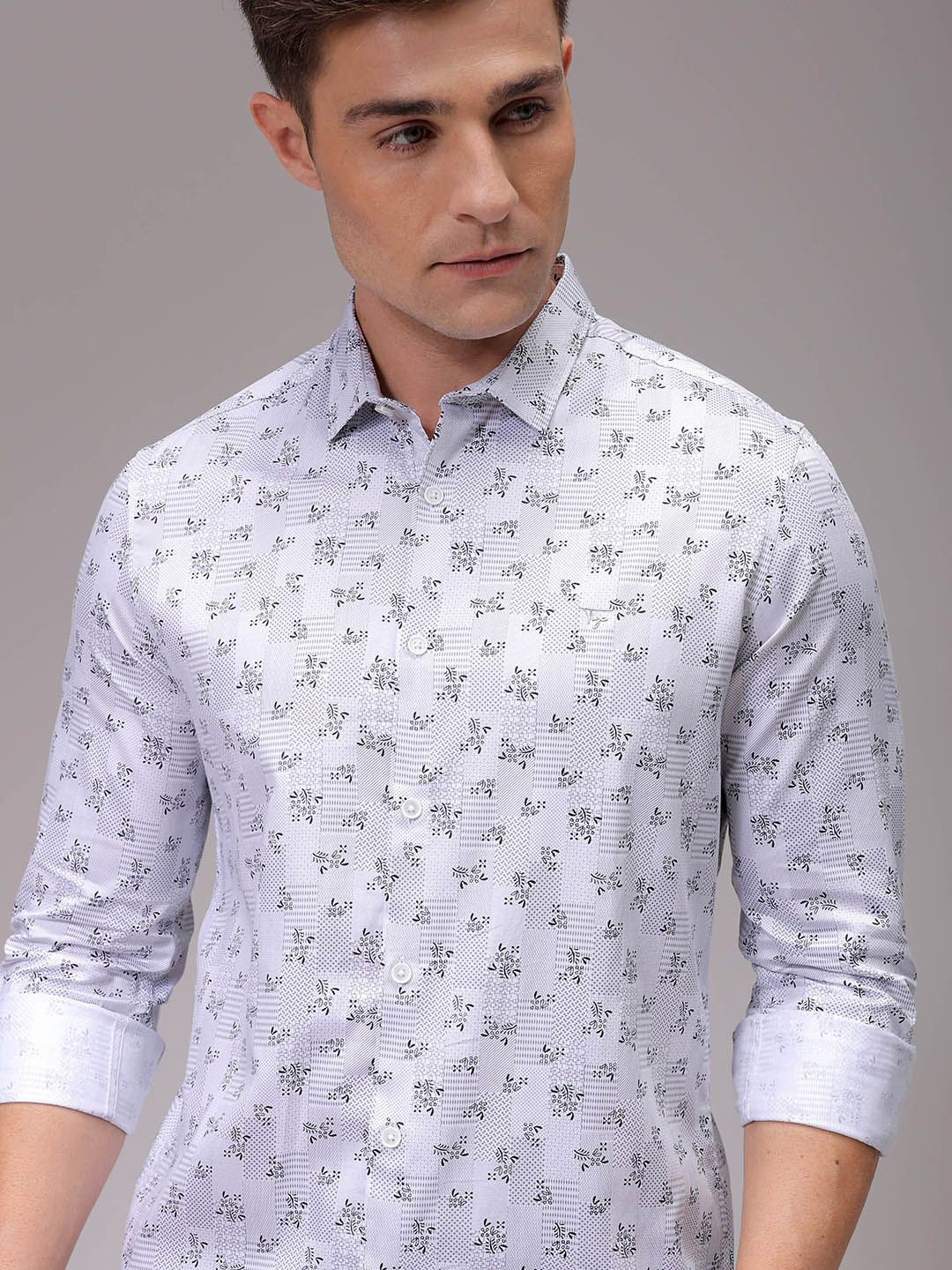

The Indian Garage Co Men Slim Fit Opaque Printed Casual Shirt, Grey