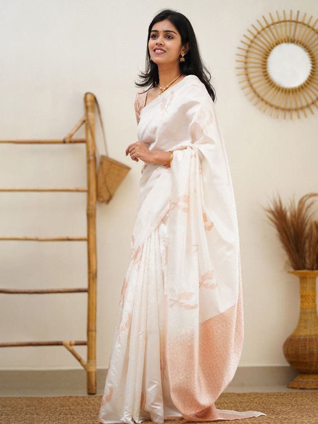 

Jinax Woven Design Zari Pure Silk Banarasi Saree, White