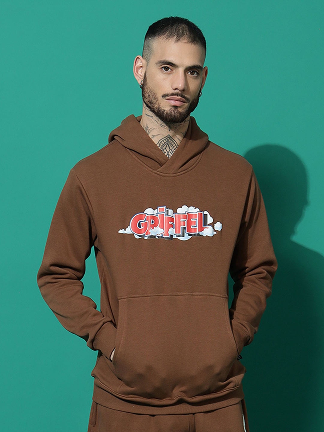 

GRIFFEL Men Graphic Printed Hooded Sweatshirt, Coffee brown