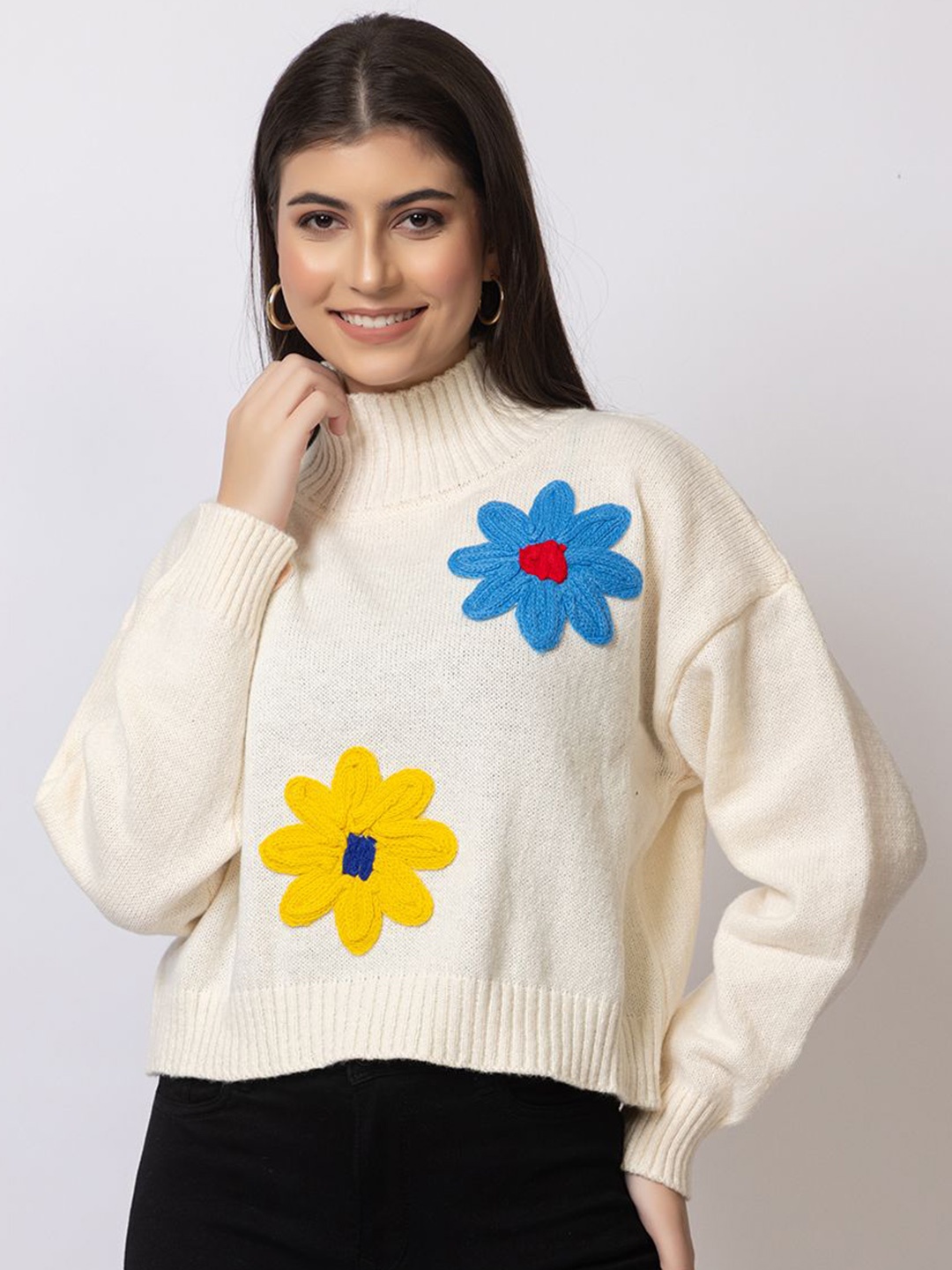 

Antiloop Women Floral Woollen Pullover, Cream
