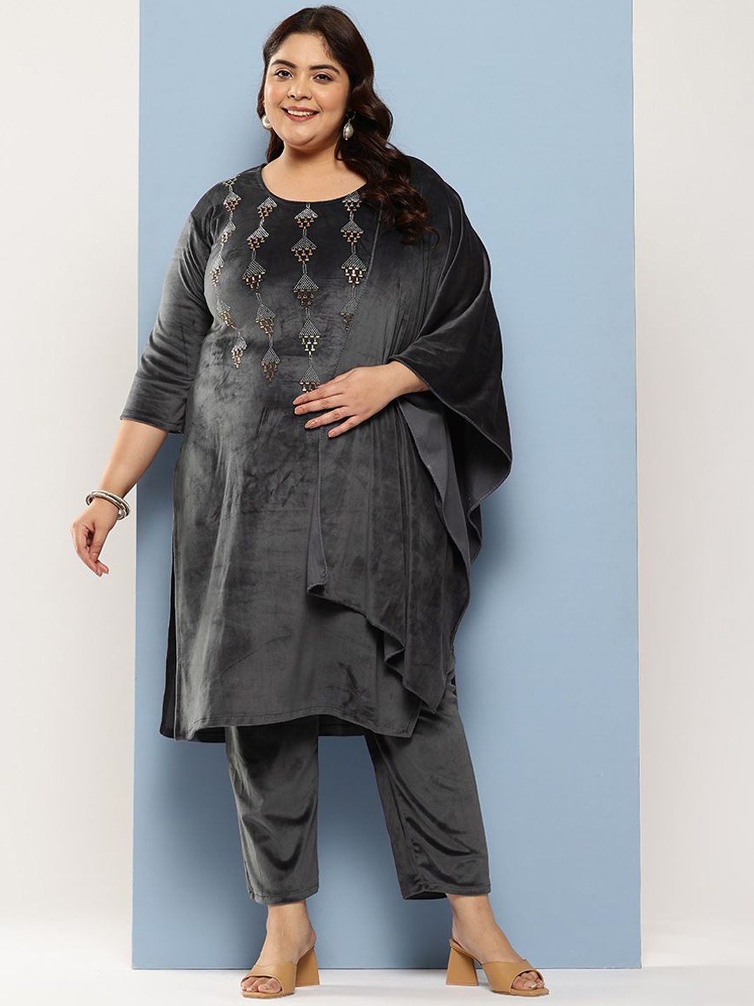 

BAESD Women Ethnic Motifs Embroidered Regular Velvet Kurta with Trousers & With Dupatta, Grey