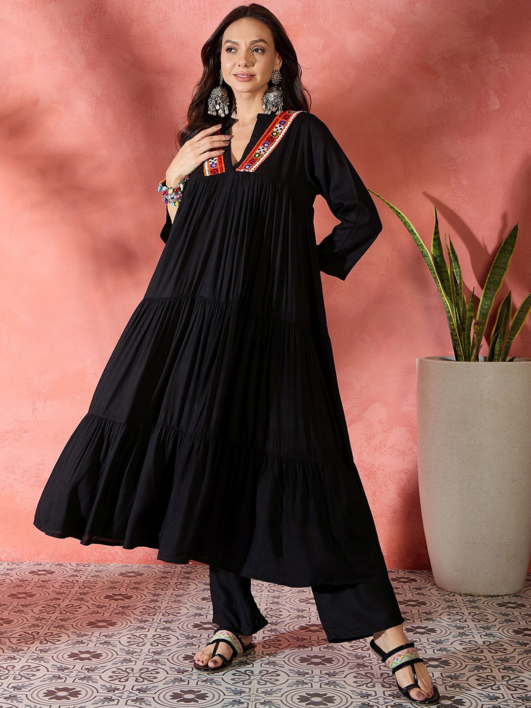 

InWeave Women Tiered Mirror Work Kurta with Trousers, Black