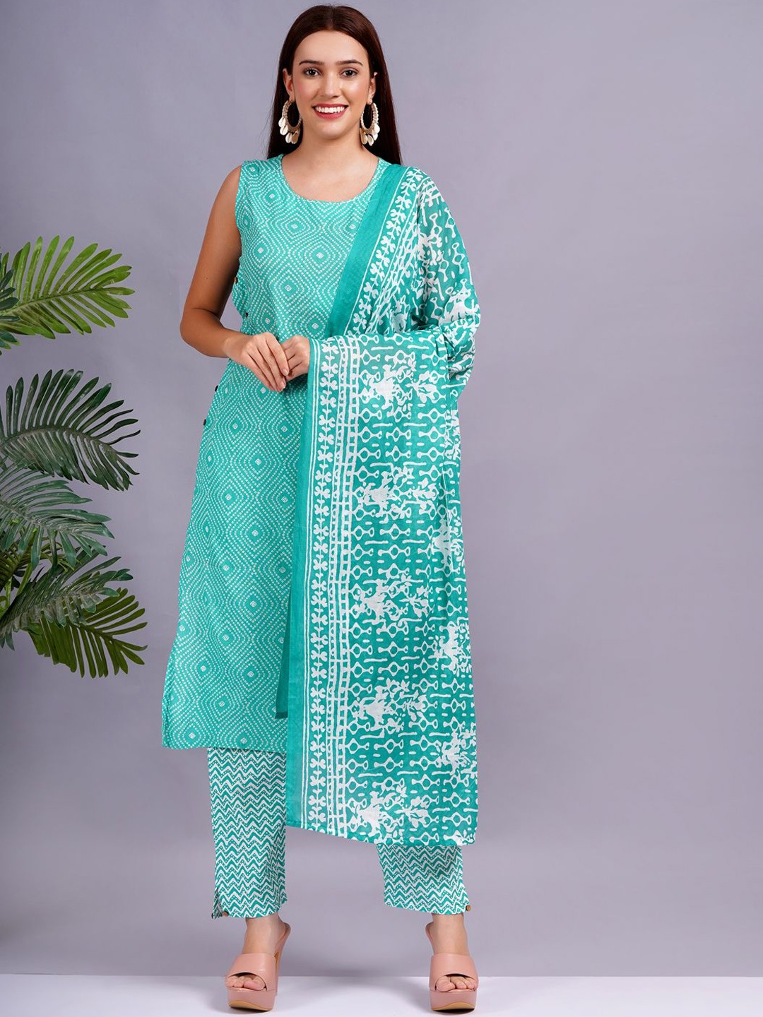 

JC4U Women Bandhani Printed Regular Pure Cotton Kurta with Trousers & With Dupatta, Green