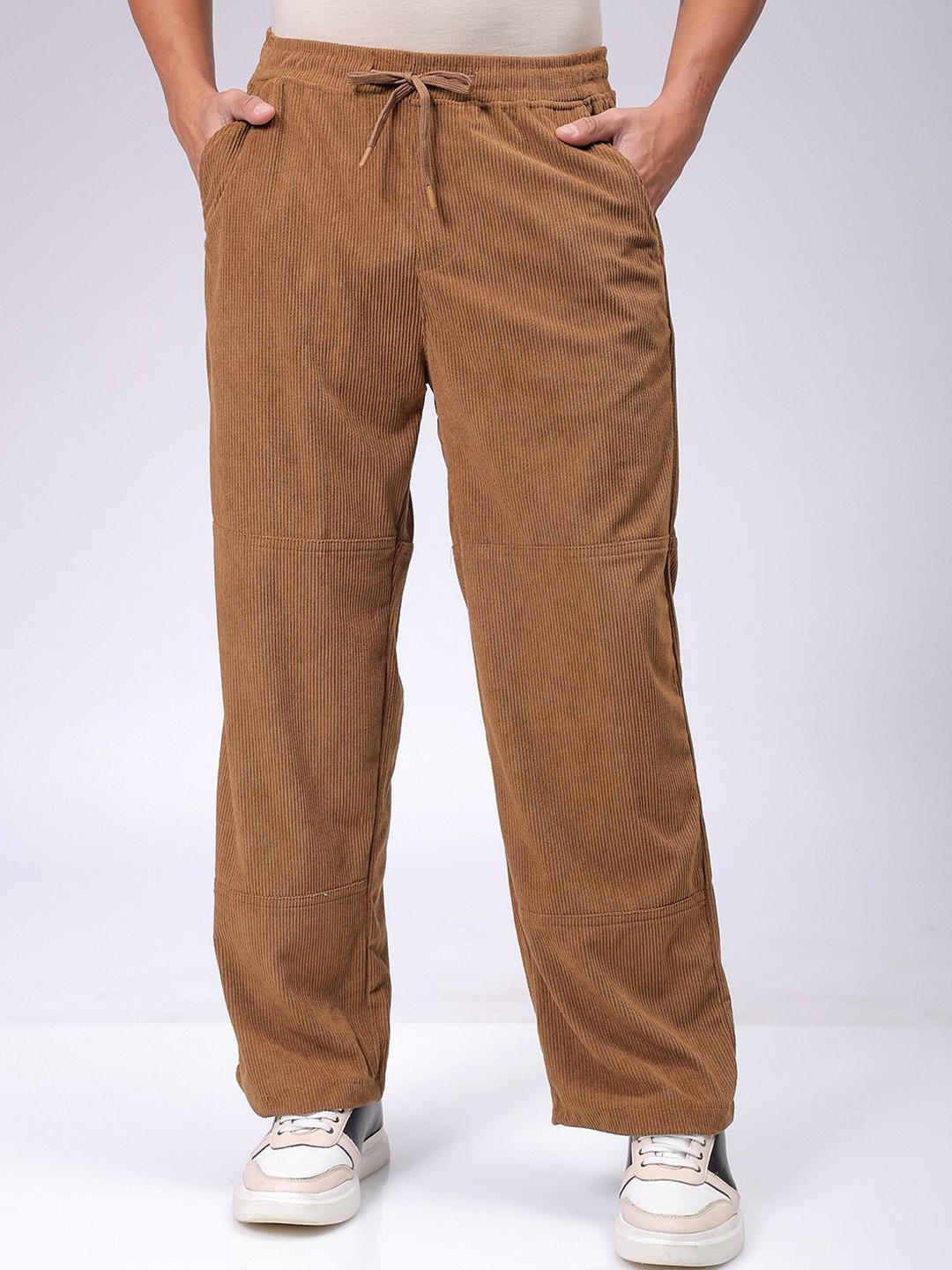 

The Indian Garage Co Men Loose Fit Joggers Trousers, Brown