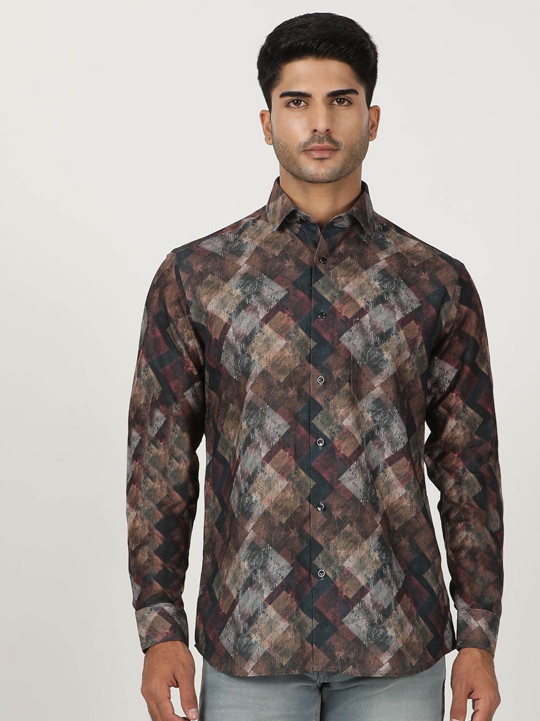 

Greenfibre Men Slim Fit Opaque Printed Party Shirt, Brown