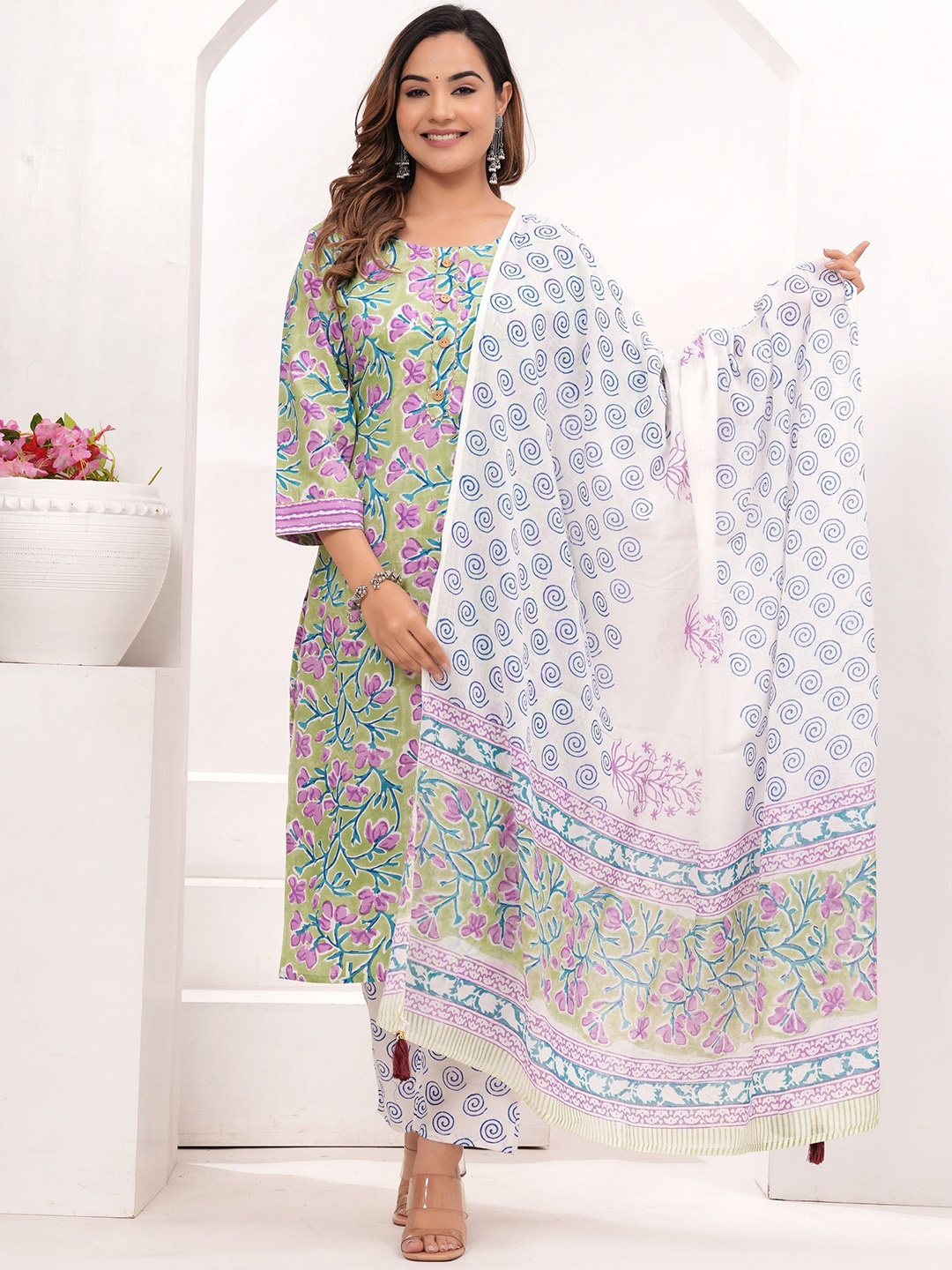 

VASUPRADA Women Floral Printed Regular Kurta with Trousers & With Dupatta, Blue