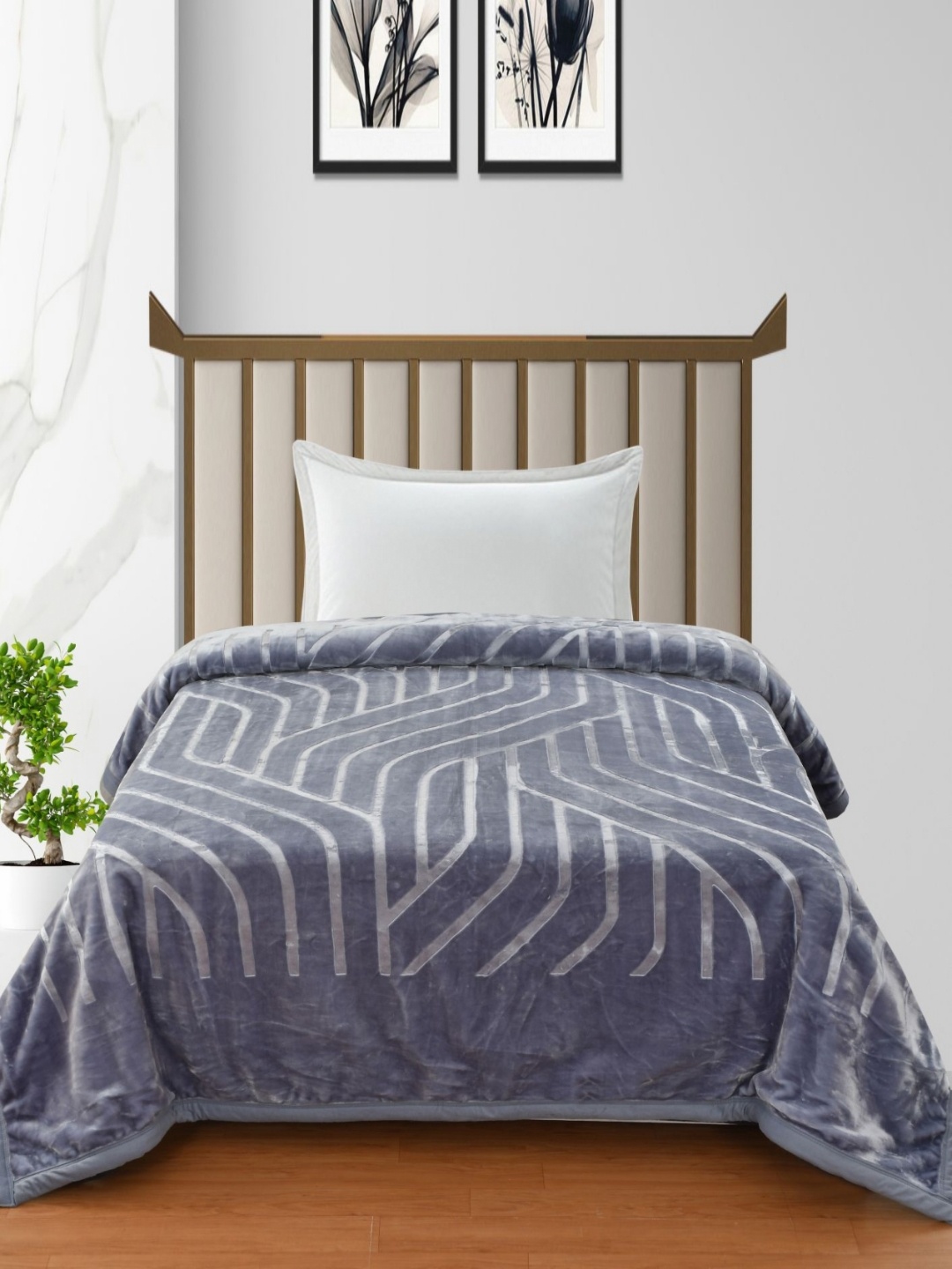 

Florida Blue & White Striped Mink Single Bed Blanket