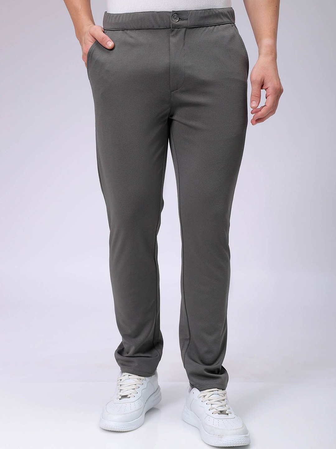 

The Indian Garage Co. X Luxe Men Textured Slim Fit Trousers, Grey