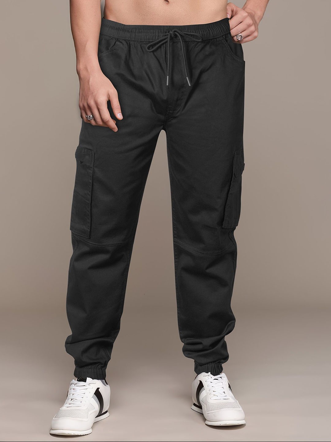 

Jb Just BLACK Men Loose Fit Joggers Trousers