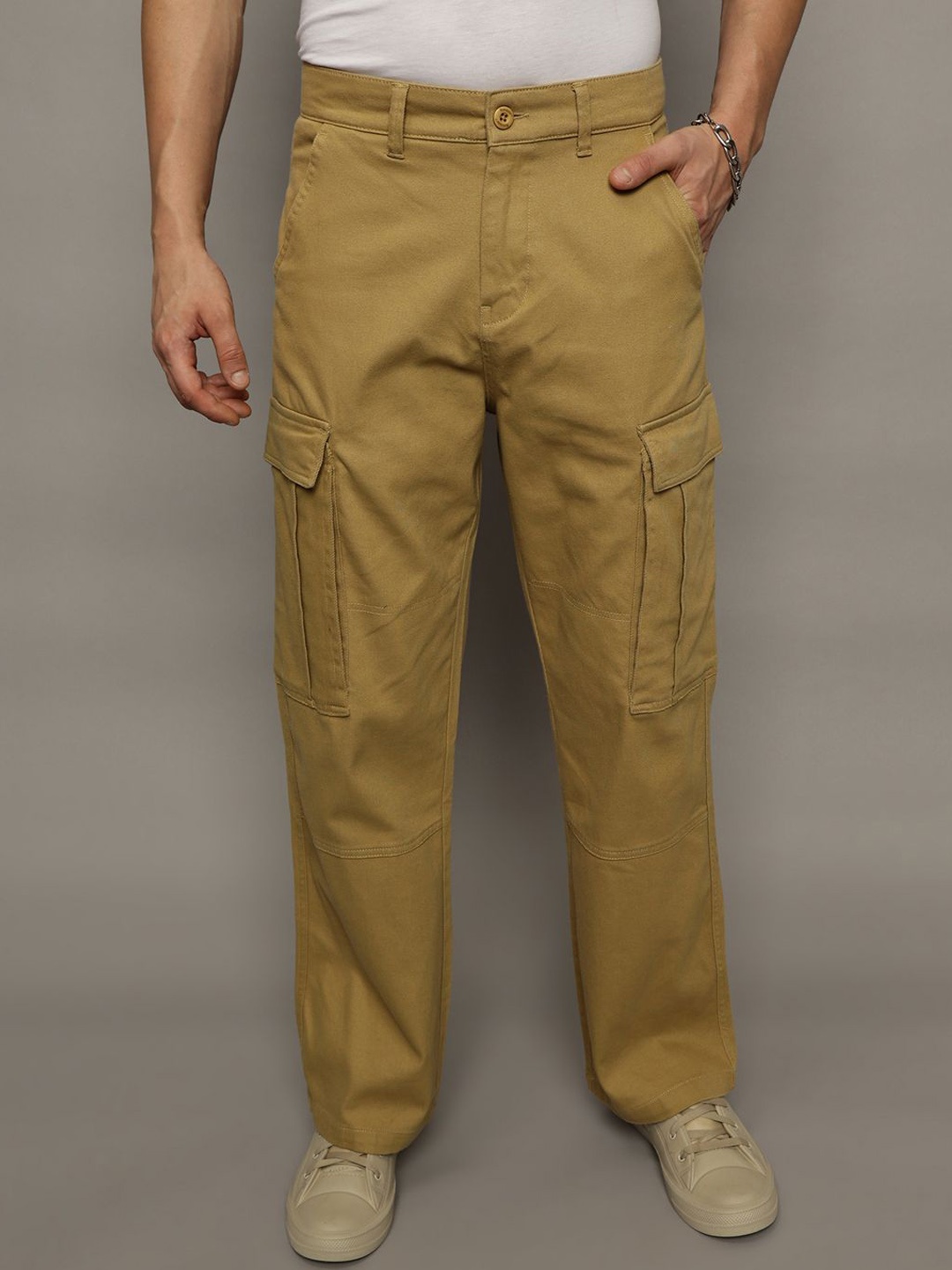 

The Roadster Lifestyle Co Loose Fit Cargo Trousers, Beige