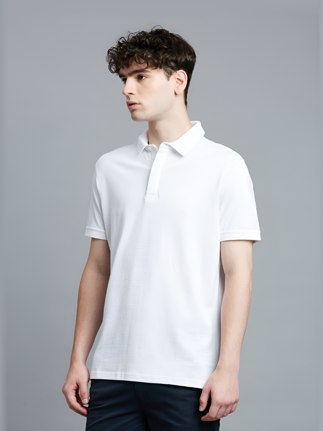 

Reid & Taylor Men Polo Collar Pockets Slim Fit T-shirt, White