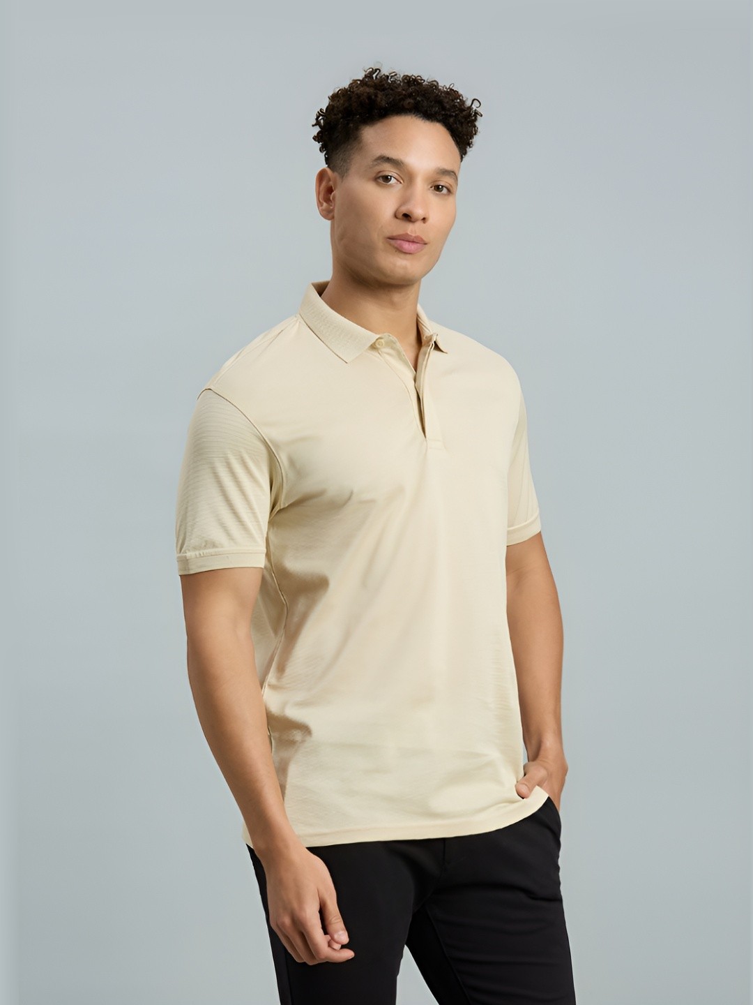 

Reid & Taylor Men Polo Collar Pockets Slim Fit T-shirt, Beige
