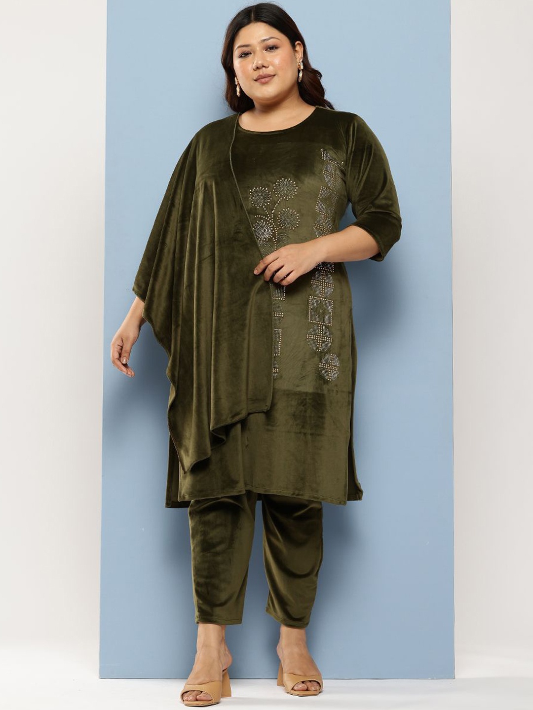 

BAESD Women Embroidered Regular Velvet Kurta with Trousers & With Dupatta, Olive