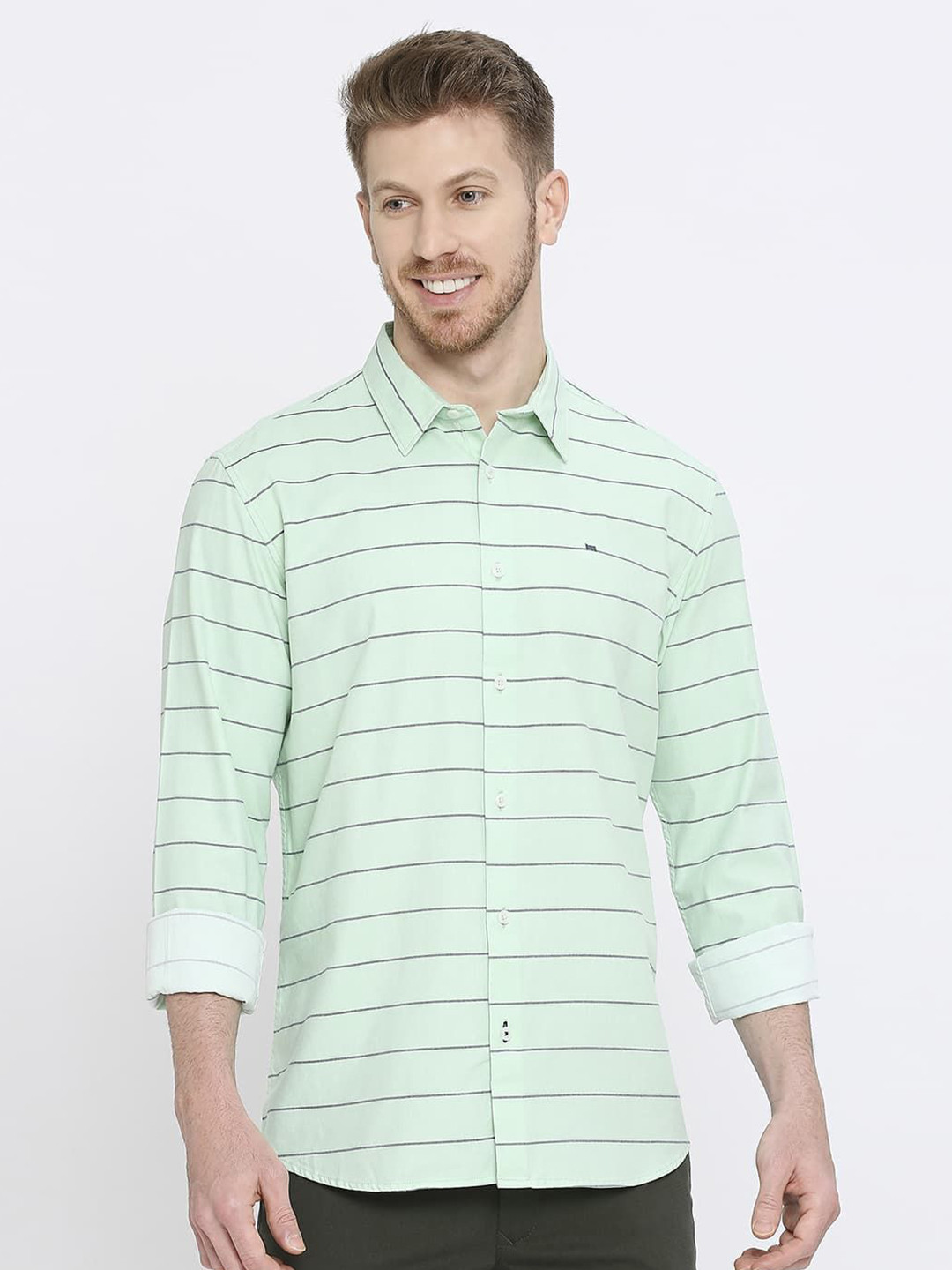 

Basics Men Slim Fit Horizontal Stripes Opaque Striped Casual Shirt, Green