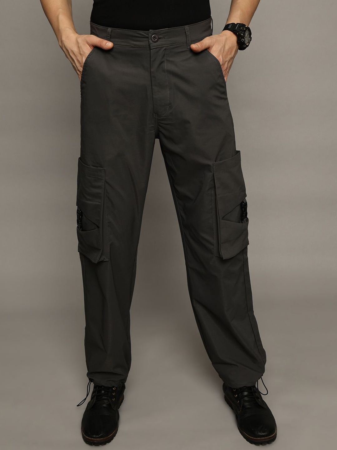 

The Roadster Lifestyle Co Mid Rise Loose Fit Cargo Trousers, Charcoal