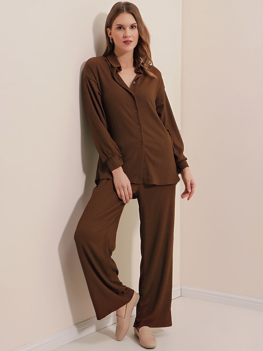 

Trendyol Women Co-Ords, Brown