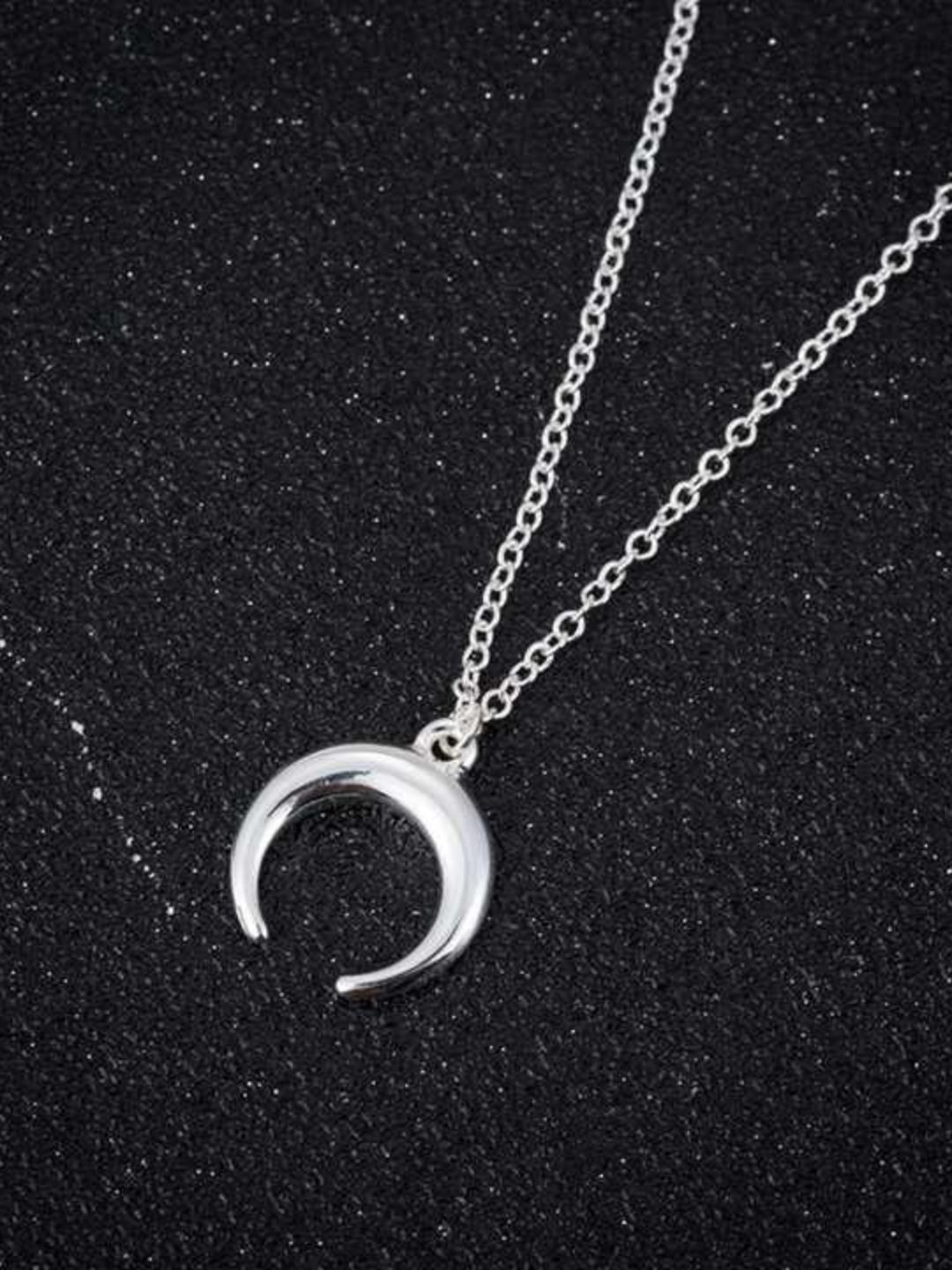 

DressBerry Silver-Plated Moon Shaped Pendant Chain