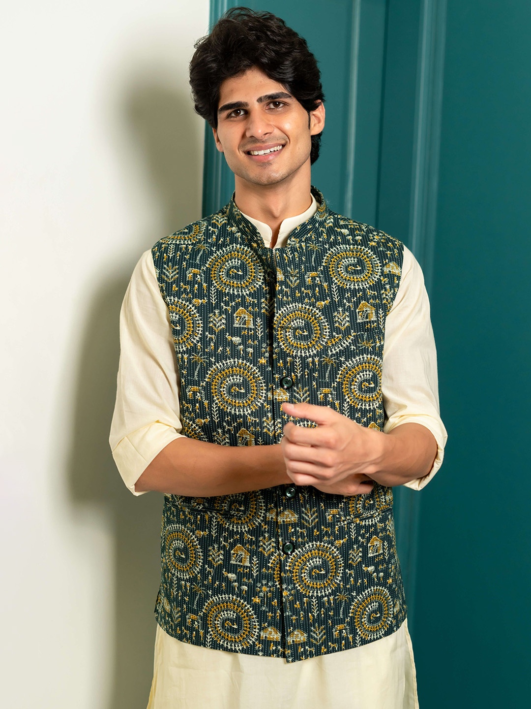 

Shasak Mandarin Neck Embroidered Nehru Jacket, Green