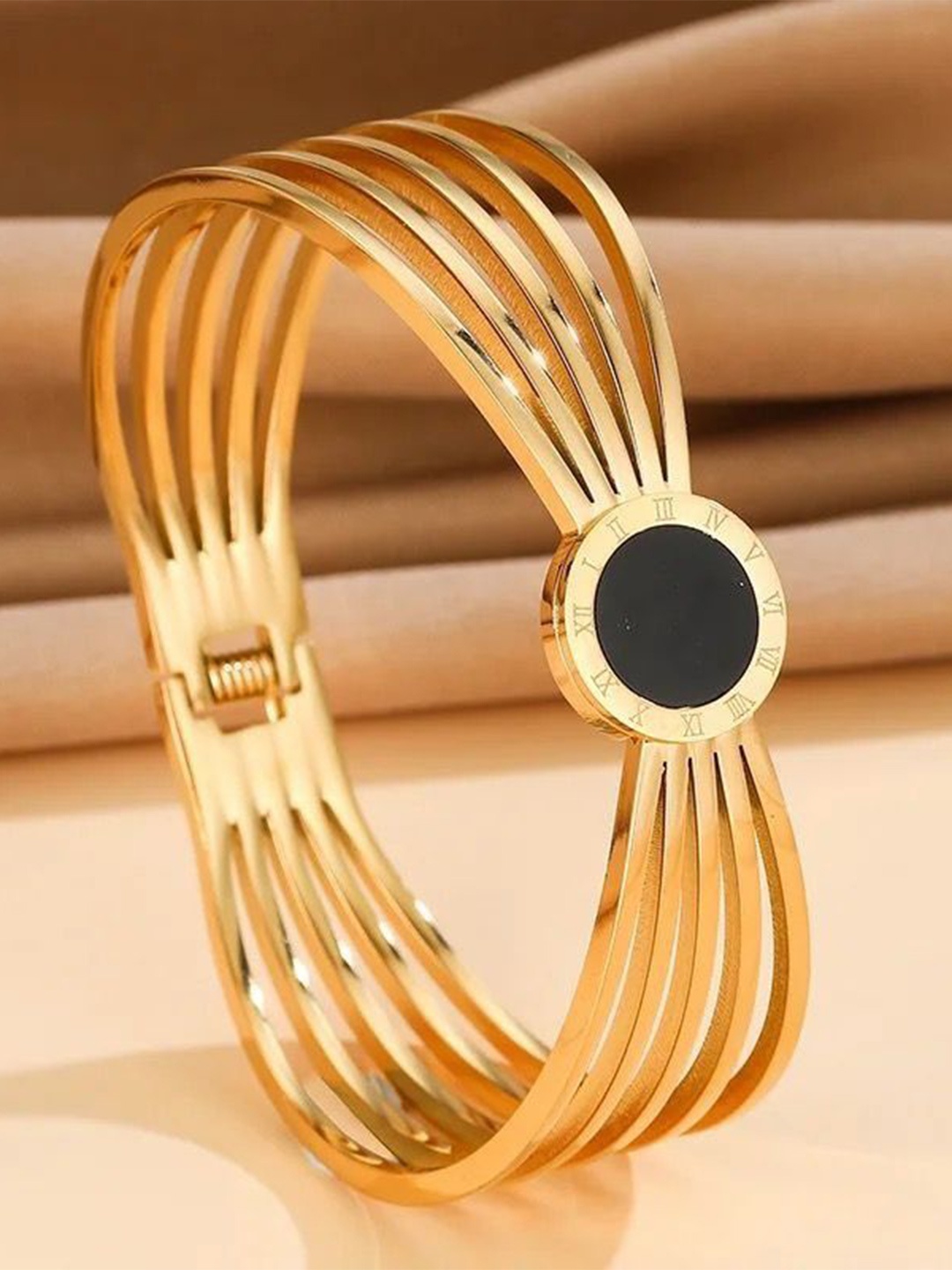 

DIVASTRI Gold-Plated Stainless Steel Bangle-Style Bracelet