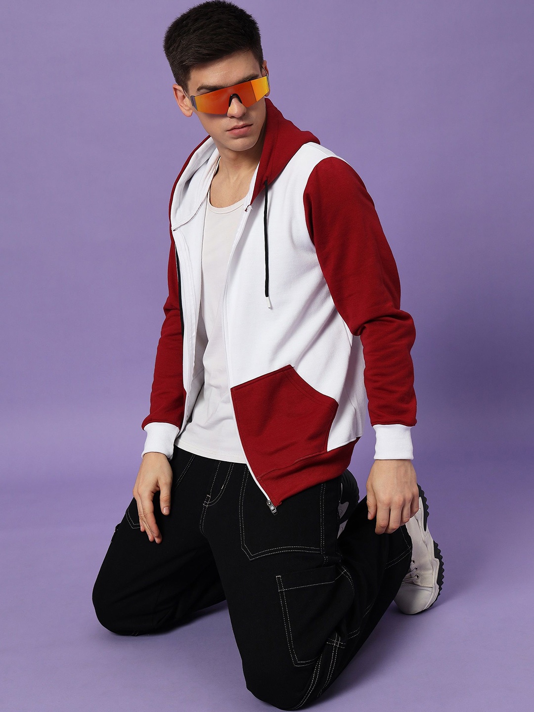 

Dogman Men Colourblocked Hooded Sweatshirt, Maroon