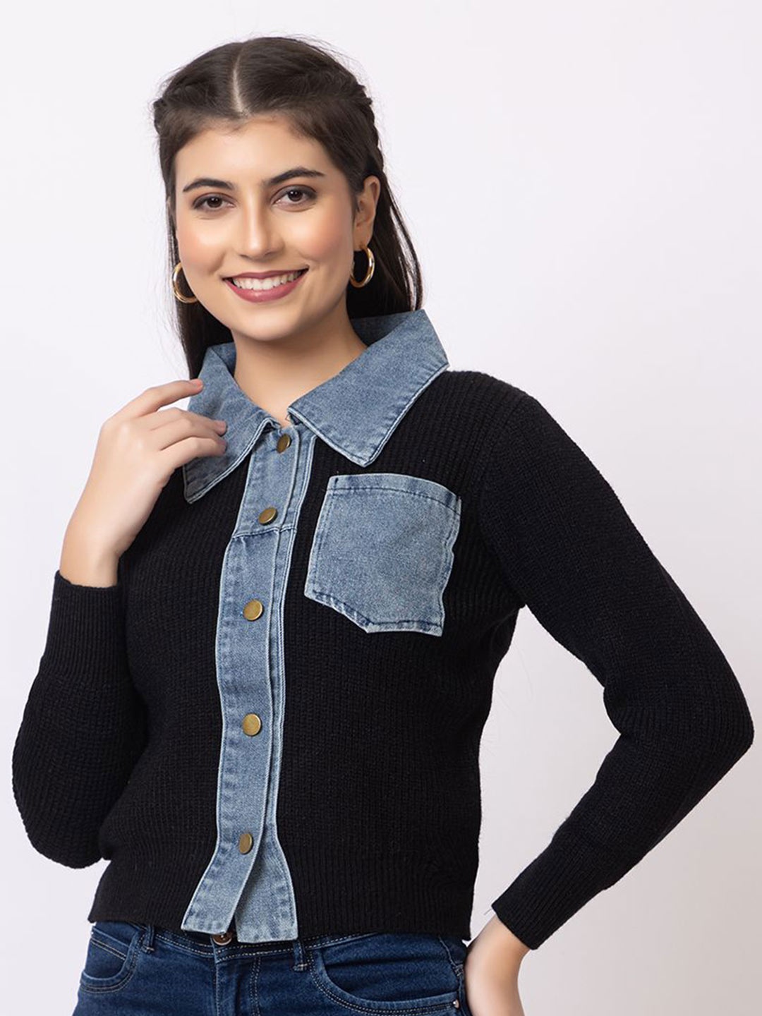 

Antiloop Women Woollen Cardigan, Black