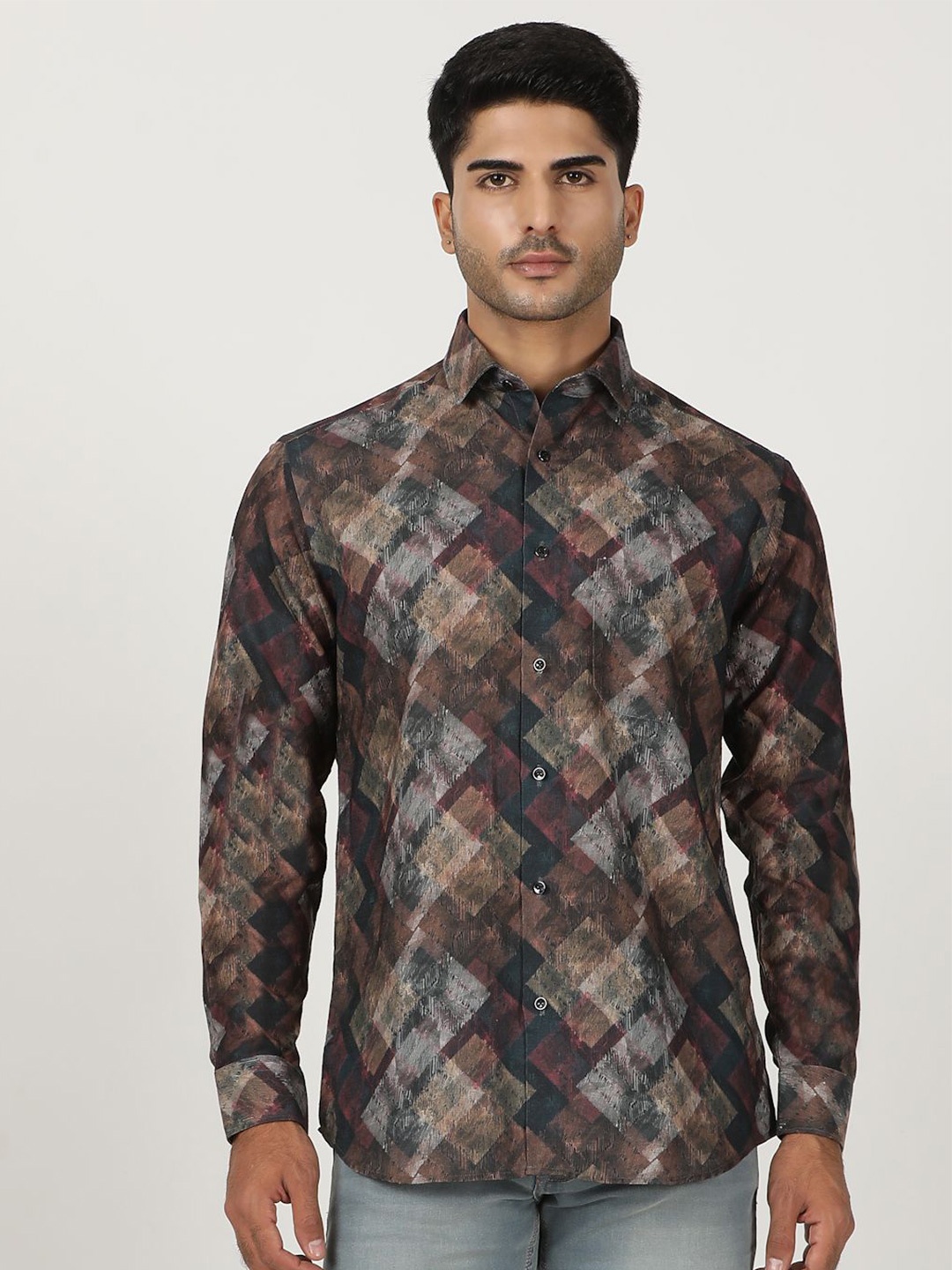 

Greenfibre Men Slim Fit Opaque Printed Party Shirt, Brown