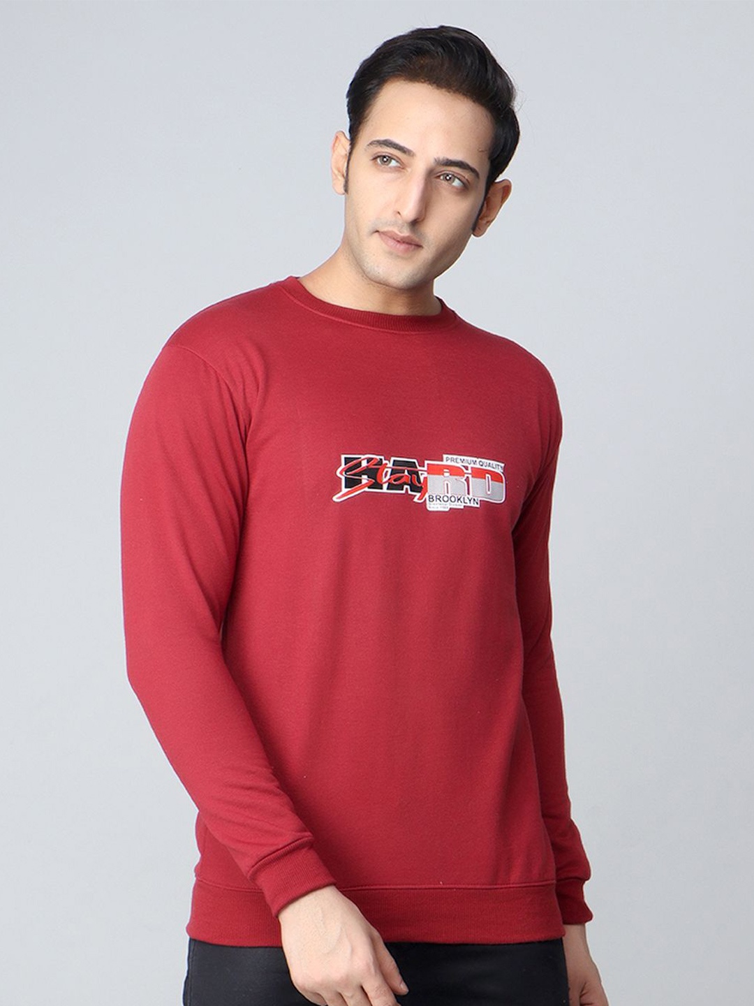 

Qure Vintage Men Sweatshirt, Red