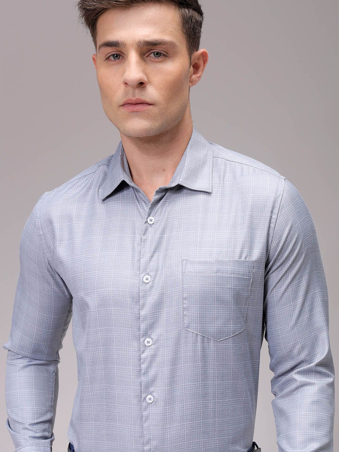 

The Indian Garage Co. X Luxe Men Slim Fit Opaque Checked Formal Shirt, Grey