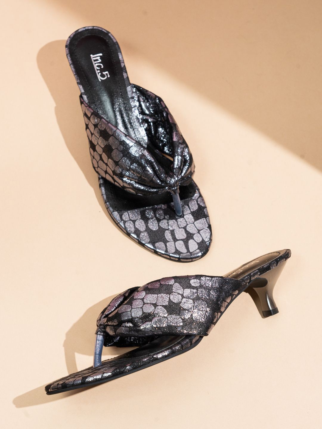 

Inc 5 Women Printed Party Kitten Sandals, Black