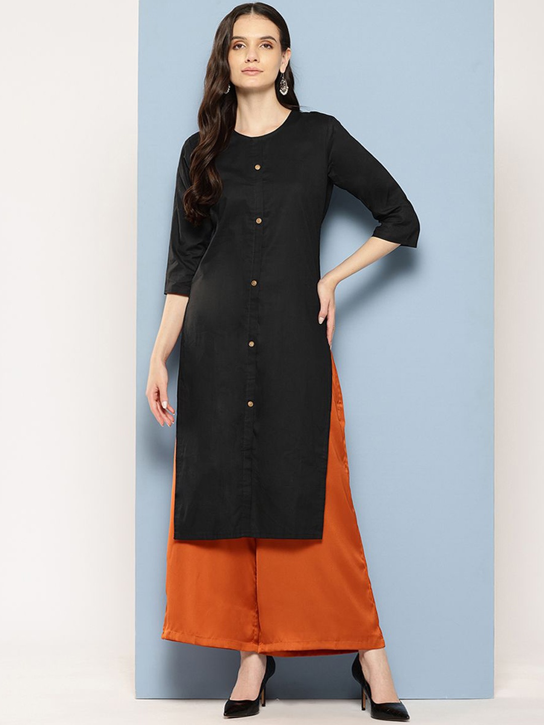 

BAESD Women Colourblocked Keyhole Neck Flared Sleeves Thread Work Kurta, Black