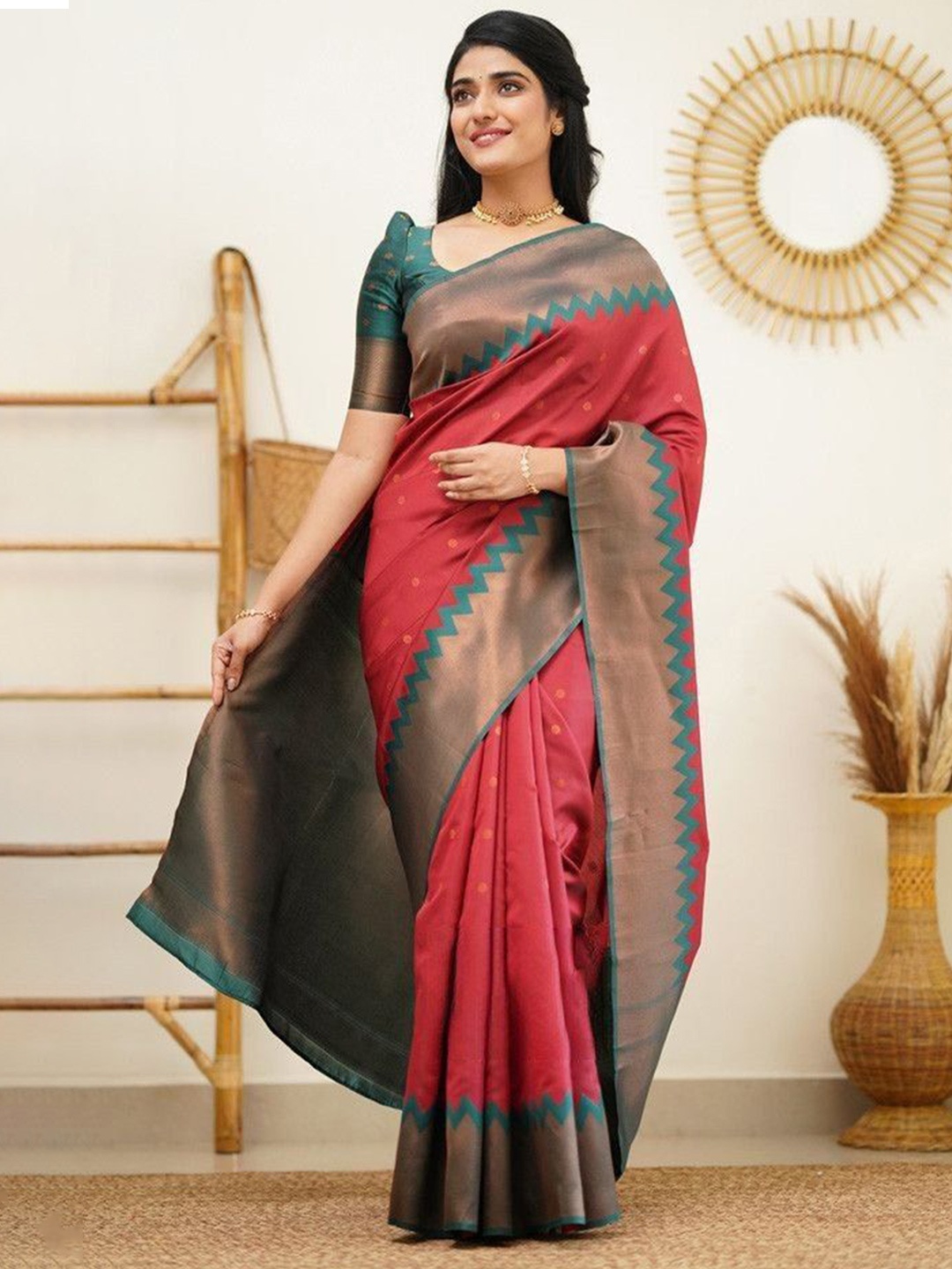 

Wuxi Woven Design Zari Pure Silk Banarasi Saree, Red