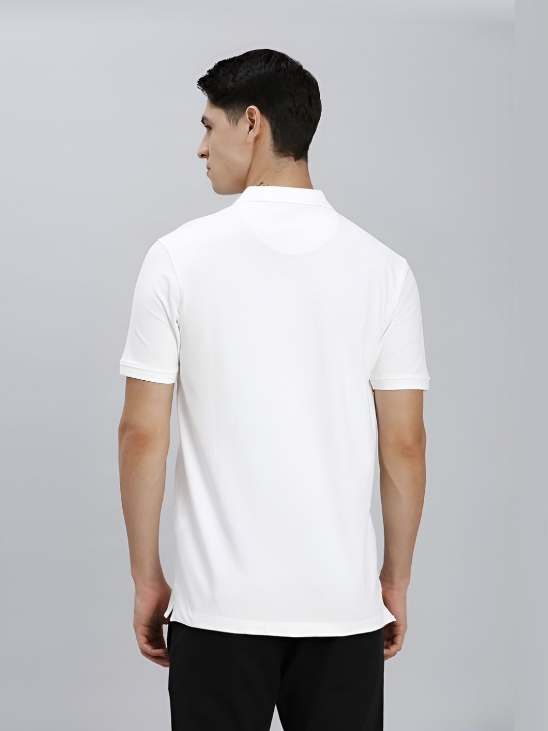 

Reid & Taylor Men Dyed Polo Collar Pockets Slim Fit T-shirt, White