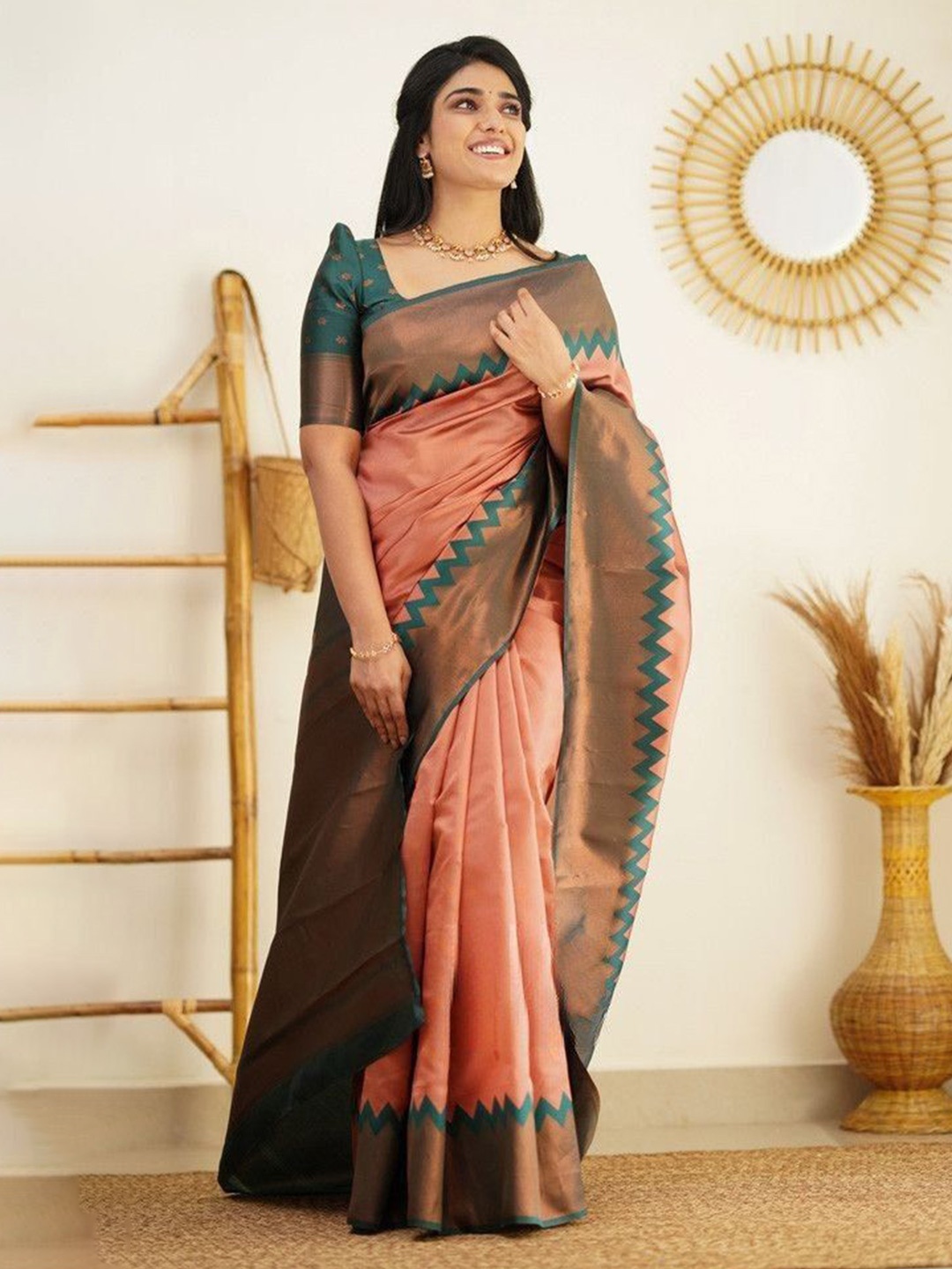 

Wuxi Solid Pure Silk Zari Banarasi Saree, Peach