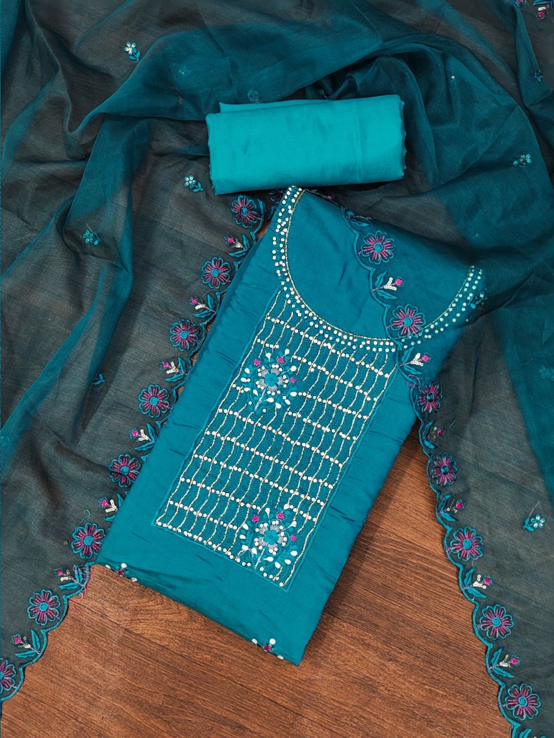 

Lilots Embroidered Unstitched Dress Material, Teal