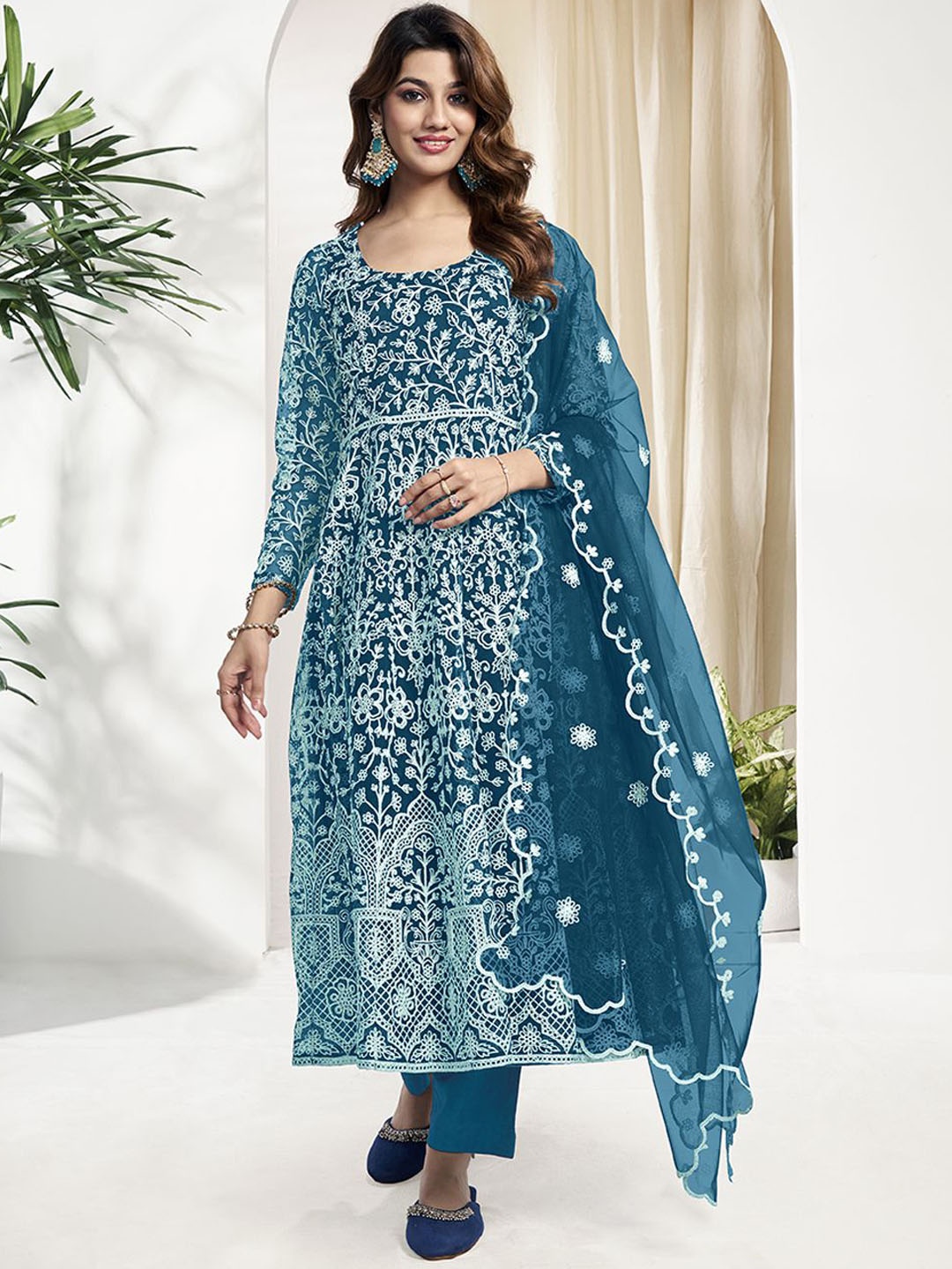 

Inddus Floral Embroidered Regular Anarkali Net Kurta With Trouser With Dupatta, Teal