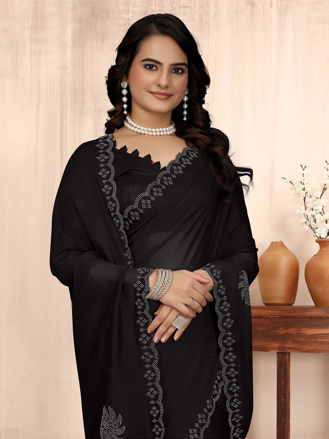 

ANJAVI FASHION Embellished Beads and Stones Party Wear Saree, Black