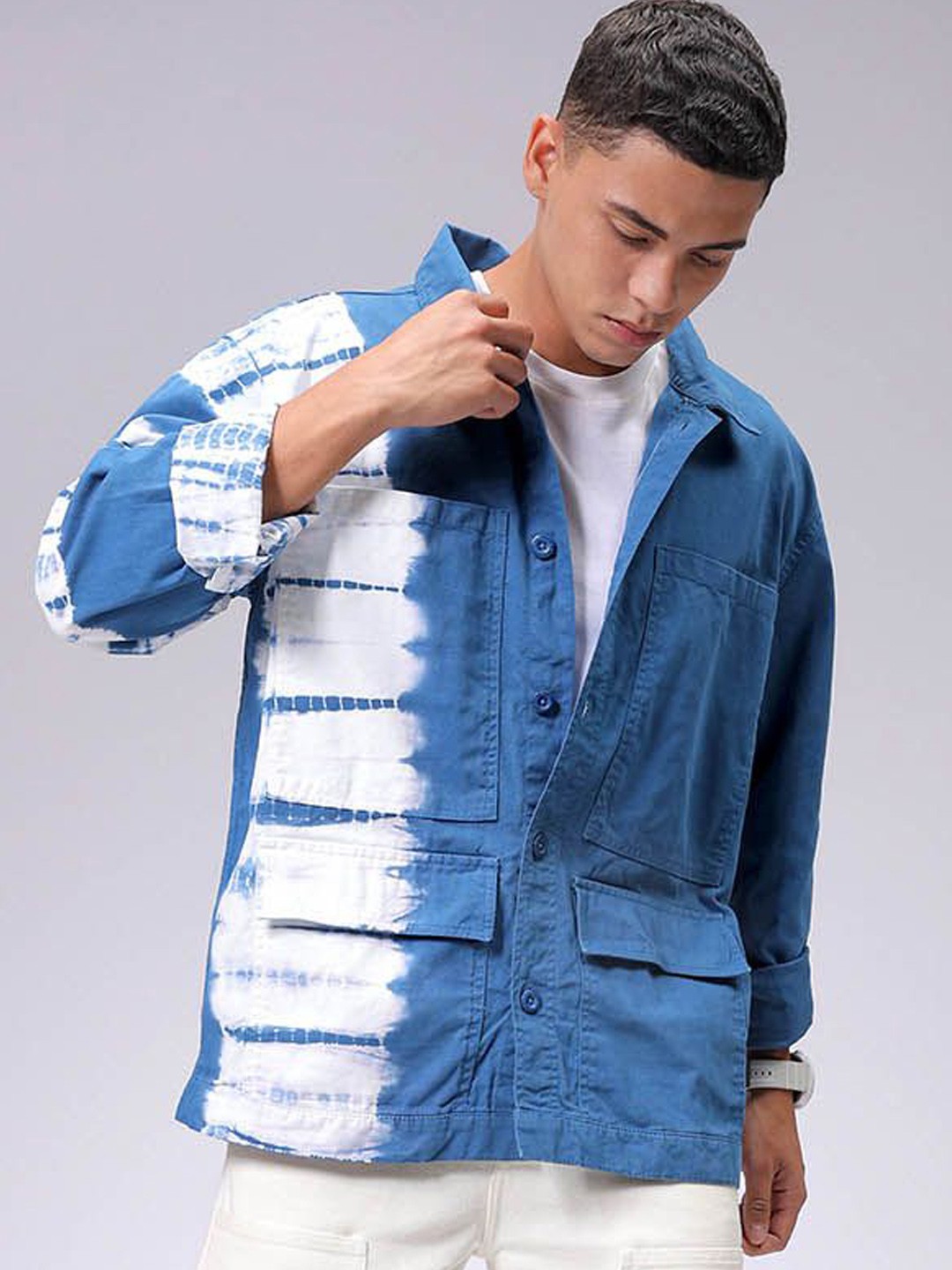 

The Indian Garage Co Men Tie and Dye Denim Jacket with Patchwork, Teal