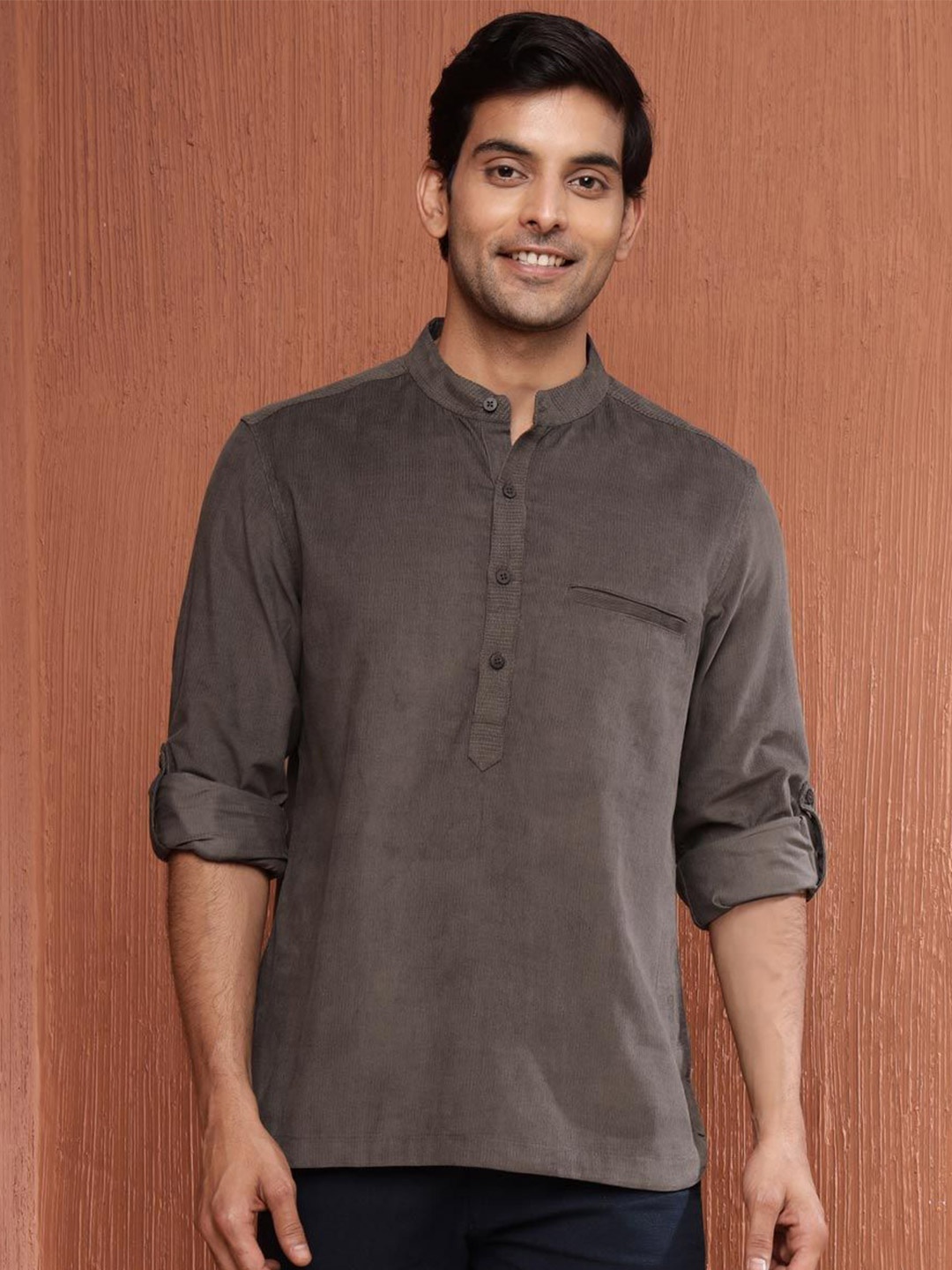 

Fabindia Men Slim Fit Opaque Casual Shirt, Brown