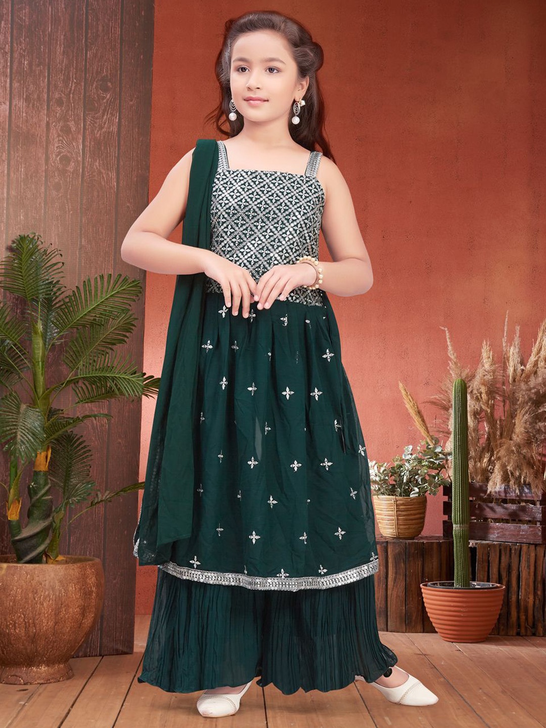 

BAESD Girls Embroidered Regular Sequinned Kurta with Sharara & With Dupatta, Green