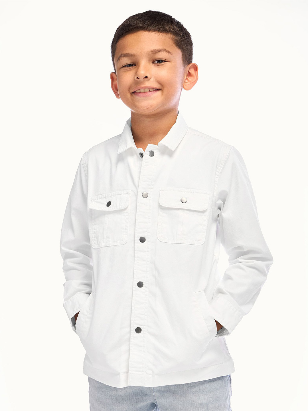 

NO MONDAYS Boys Solid Double Pocket Oxford Over Shirt, White