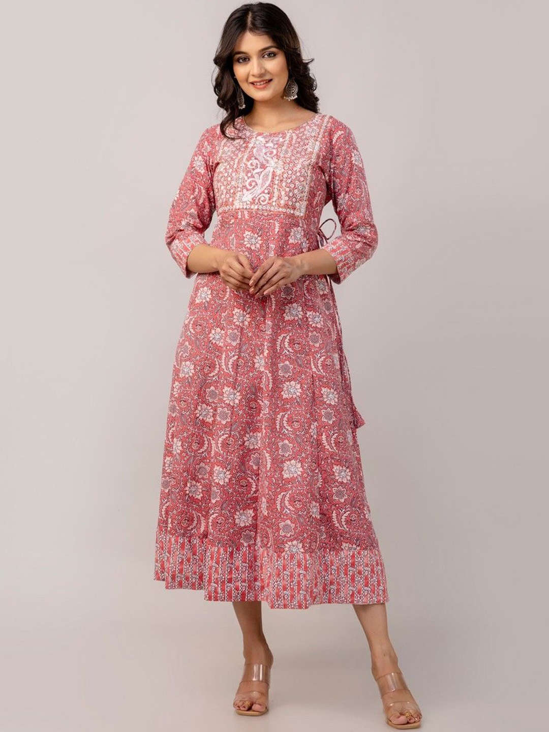 

Kairab Women Tribal Yoke Design Flared Sleeves Gotta Patti Anarkali Kurta, Peach