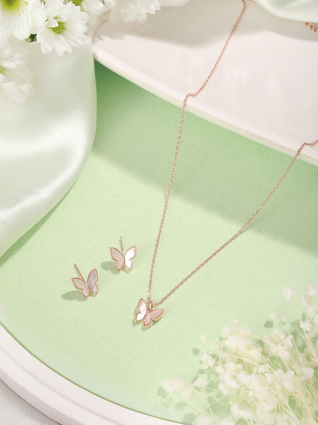 

SARAF TRENDZ Butterfly Jewellery Set, Rose gold