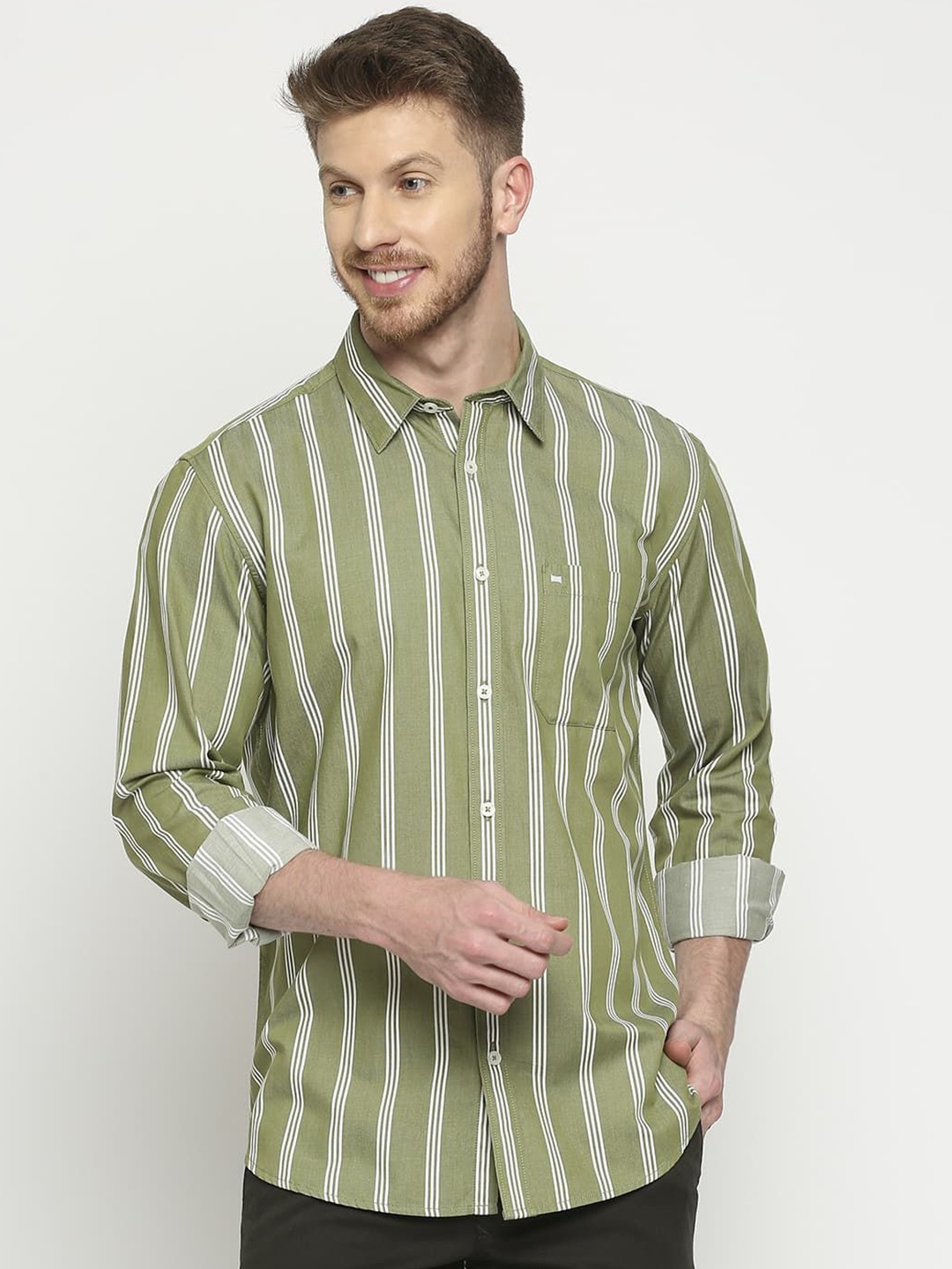 

Basics Men Slim Fit Pinstripes Opaque Striped Casual Shirt, Green