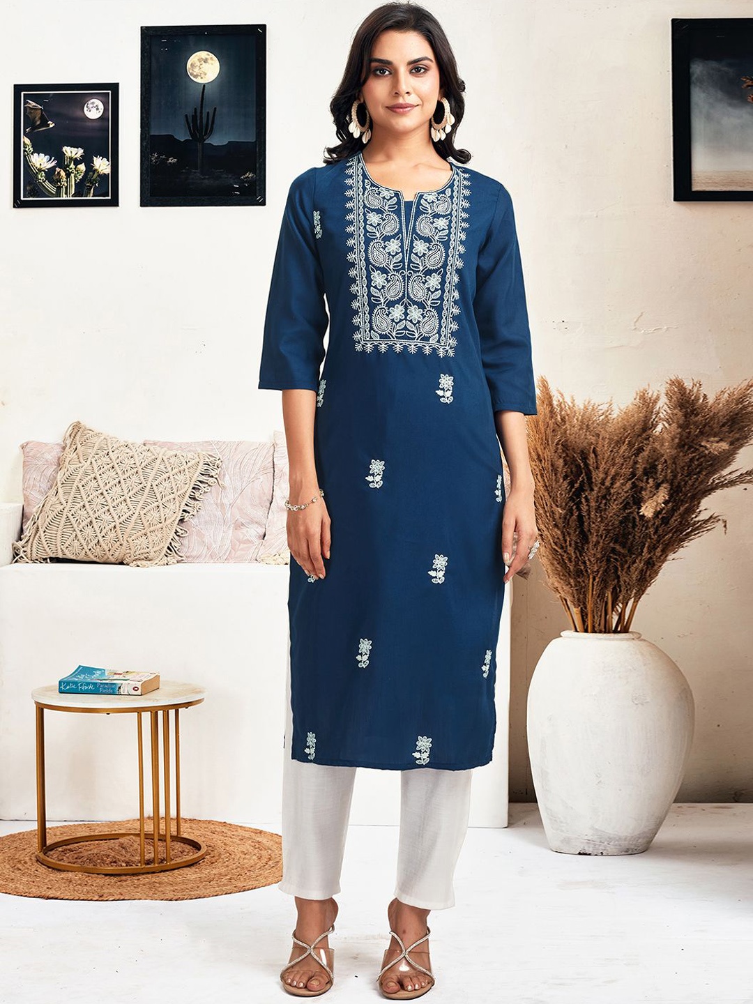 

KALINI Women Paisley Embroidered Chikankari Floral Kurta, Blue